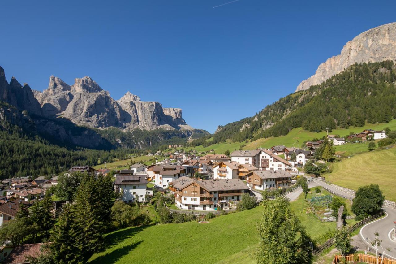 Hotel Garnì Declara Colfosco Esterno foto